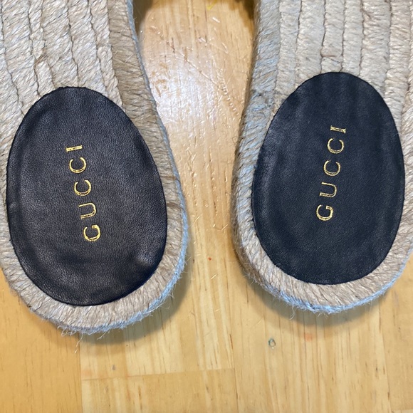 Authentic Gucci WOMEN'S GG MATELASSÉ CANVAS ESPADRILLE SANDAL - Picture 4 of 11